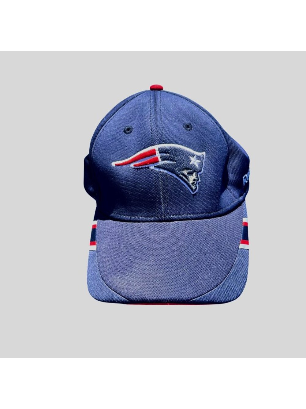 New England Patriots Reebok NFL Onfield Navy Blue Stretch-Fit Cap S/M